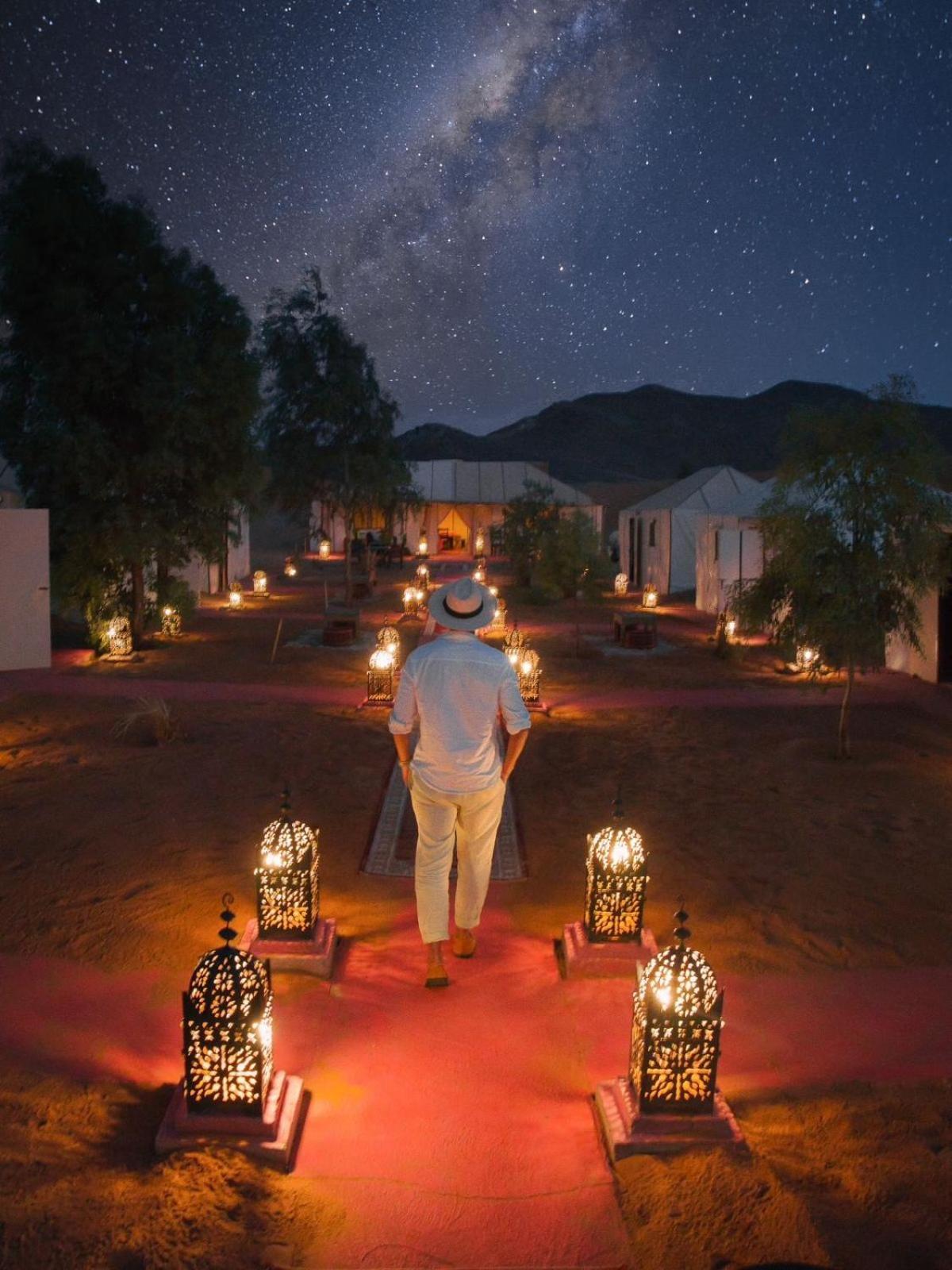 Erg Chebbi Dunes Desert Camp Hotel Merzouga Bagian luar foto